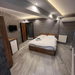 Private Bathroom King Room